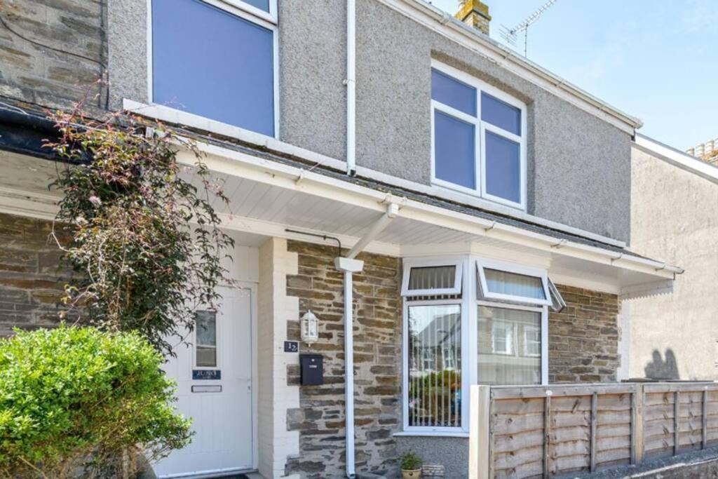 Juno - Apartment In The Heart Of Newquay New Quay Exterior foto